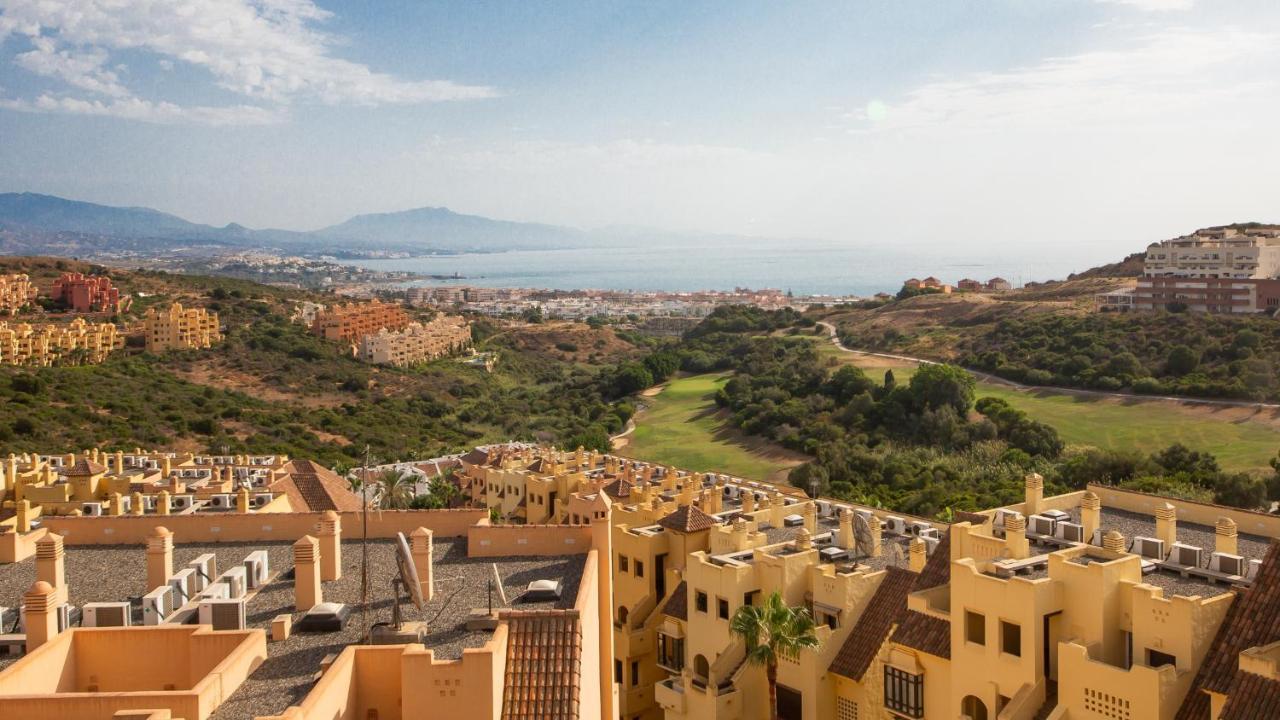 Duquesa Village 16,62,32 مانيلفا المظهر الخارجي الصورة