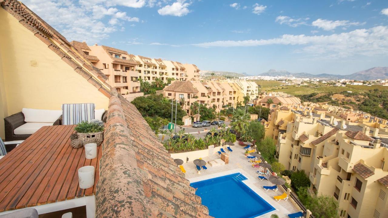Duquesa Village 16,62,32 مانيلفا المظهر الخارجي الصورة