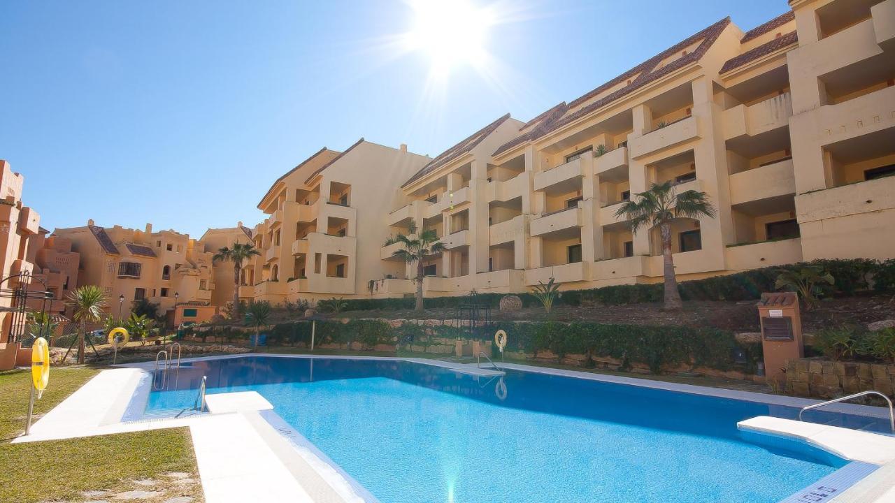 Duquesa Village 16,62,32 مانيلفا المظهر الخارجي الصورة